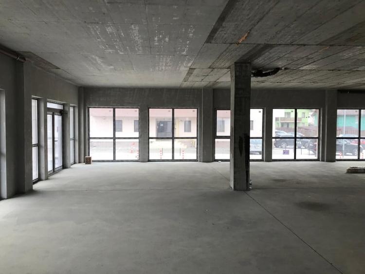 Spatiu comercial de inchiriat - 9