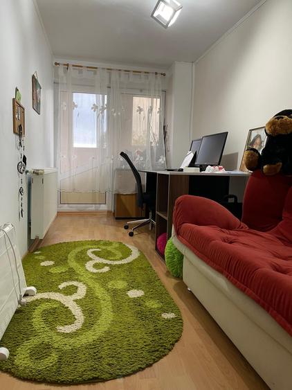 Zona Traian, casa cu etaj, an constructie 2008 - 11