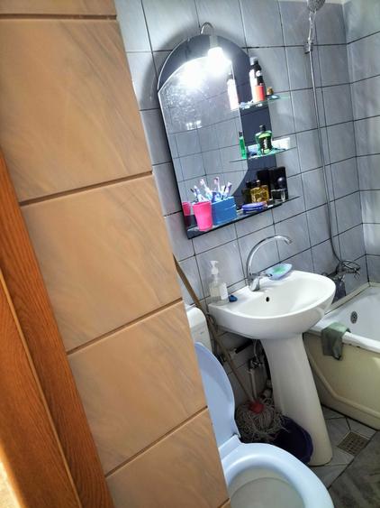 Vinzare apartament 2cam.et4.str.Prahova.micro 14.pret38500eur neg tel0746692320 - 2