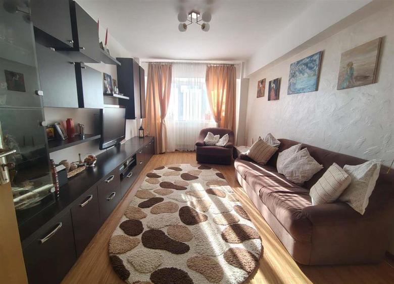 Apartament 4 camere | Burdujeni | Renovat | 2 Bai | 4c-970 - 1