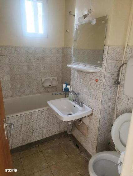 Inchiriere Apartament 4 Camere Semidecomandat Aparatorii Patriei-Moldo - 2