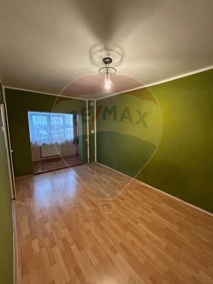 Garsonieră de vânzare - Calea Bucovinei - 1