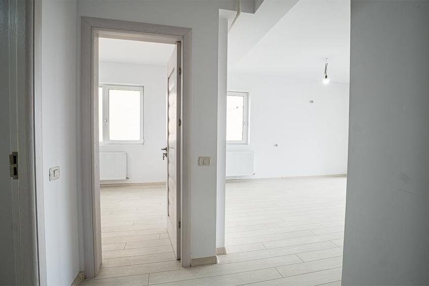 Apartament 2 camere | zona Hanul cu Peste | Vedere spre mare - 3