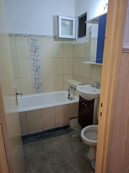 Apartament 2 camere decomandat -zona Favorit - 4