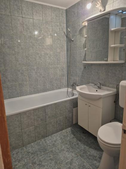 Apartament semidecomandat în Olteniței