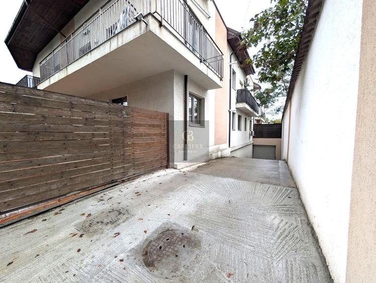 5 LOCURI DE PARCARE | EMANCIPĂRII - 5