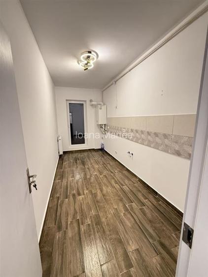 Vanzare garsoniera superba, 51mp, Bazin Titan, Parcul Teilor, et 3/7, bloc 2022, Vanzare garsoniera superba, 51mp, Bazin Titan, Parcul Teilor, et 3/7, bloc 2022,