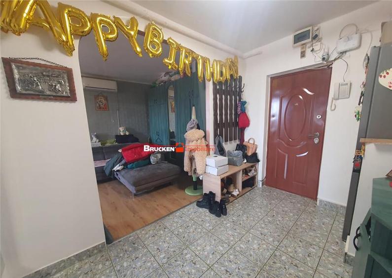 Apartament cu 3 camere de - 4