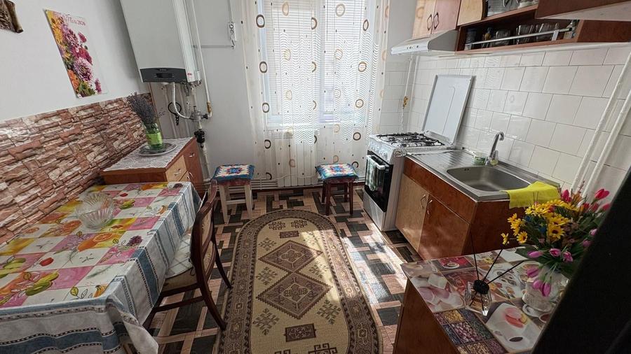 Apartament 2 camere,Strada Isaccei,etaj 3 - 4