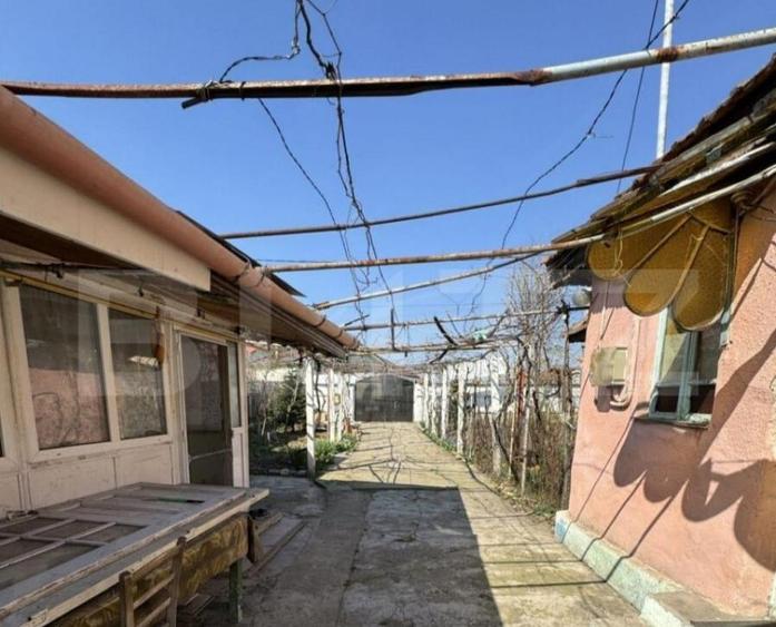 Casa si teren de 1000 mp , Bariera Valcii - 8