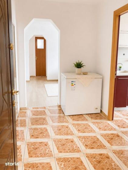 0% Comision | Titan | Apartament 3 camere Semidecomandat | 1980 - 1