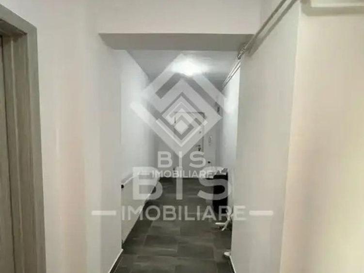 Apartament de vanzare 3 camere - zona ISU - 3