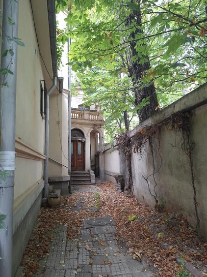 Studio cu garaj și boxă ultracentral - 10