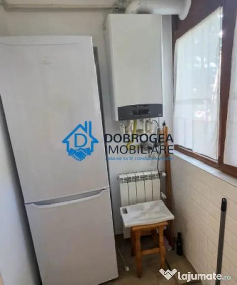 Apartament cu 3 camere decomandat în E3