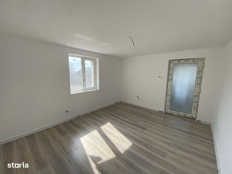 Casa Finisata de Vanzare, 1,5km de Salicea - 12