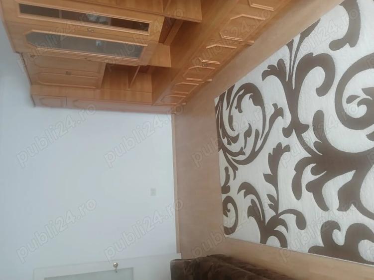 Apartament cu 2 camere decomandat în Stănești