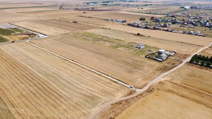 Teren Intravilan In Rate Com Berceni | utilitati: curent - gaz | #EG34 - 5