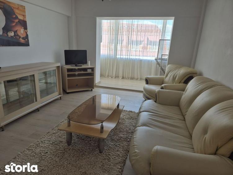 Inchiriez apartament 2 camere decomandat - 1