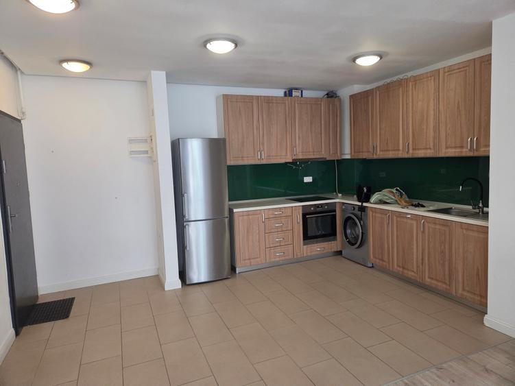 Sisesti inchiriere 3 camere - 13