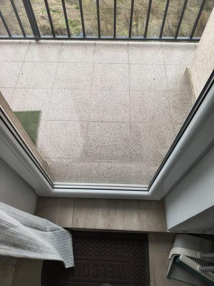 2camstudio+/_boxa/Dl.Cucului52/STB 241-3min/15min metrou ApPatriei - 15