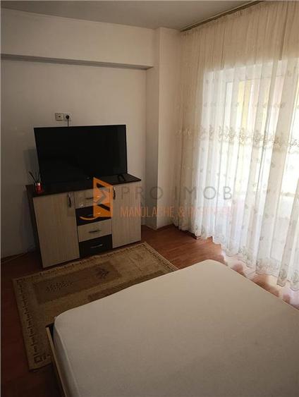 Garsoniera cf 1 decomandata zona Centru - 2