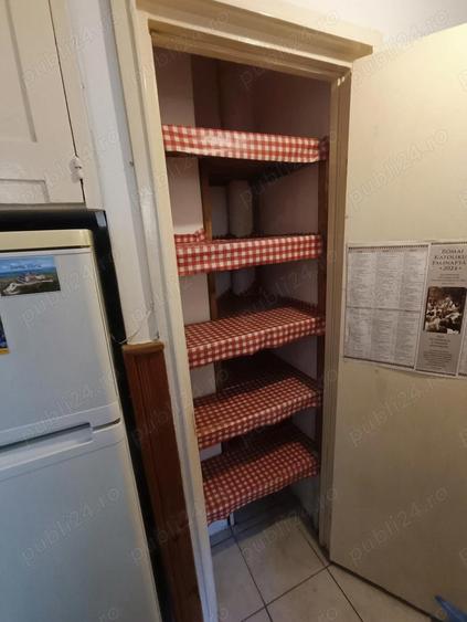 De vanzare apartament 2 camere cu garaj - 1