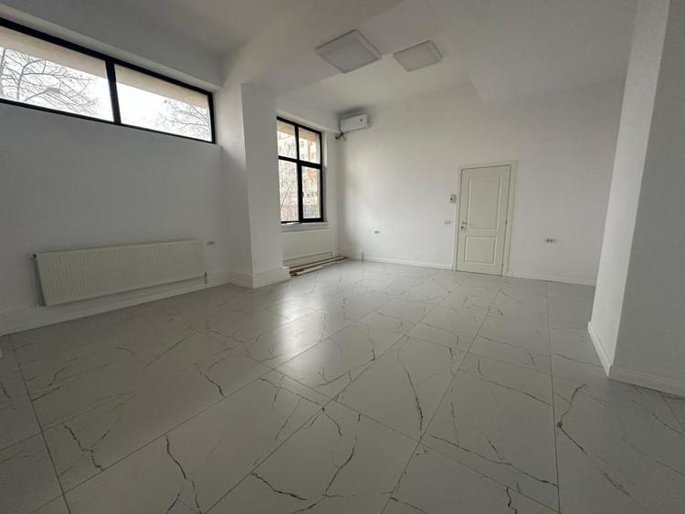 Spatiu comercial, 36 mp, cartier Centru, zona Teatrul Marin Sorescu - 3