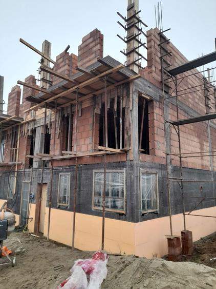 Vand teren cu constructia inceputa zona FORD - 4