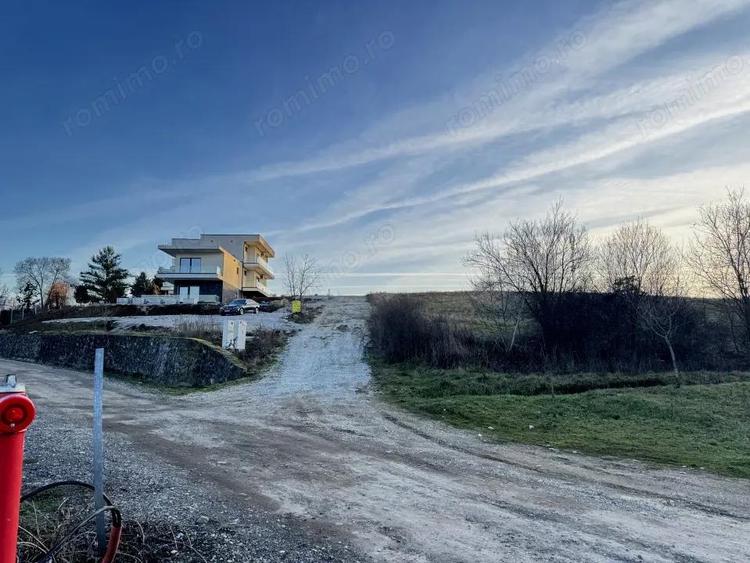 Teren intravilan 2.320 MP BAILE 1 MAI | front stradal 104 ML | posibil parcelare - 8