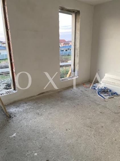 LX161 Ciarda Rosie-2 camere decomandat-gradina - 2