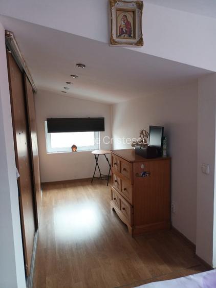 Vând casă la curte direct proprietar