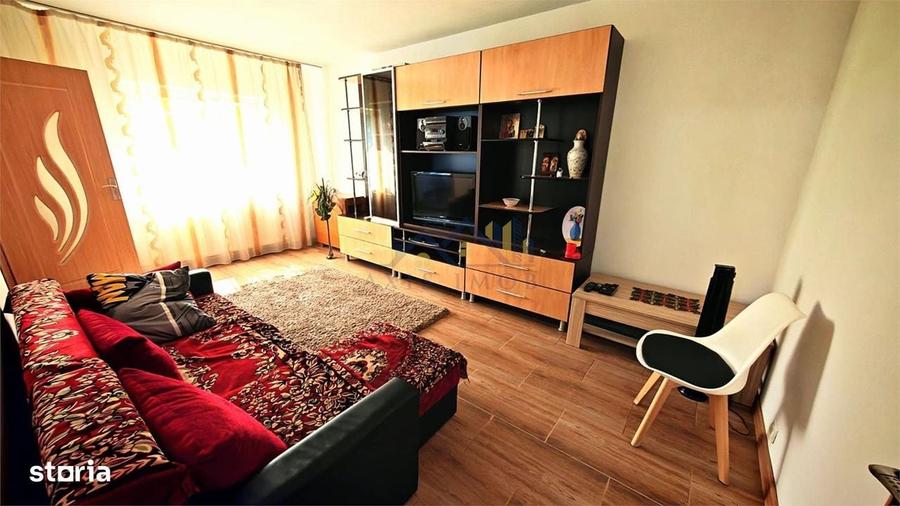 Apartament cu 2 camere decomandat în Broșteni