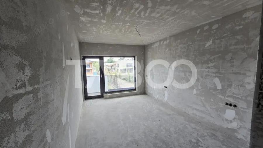 Duplex de vanzare 450mp teren liber 4 camere 2 bai 2 parcari Selimbar - 8