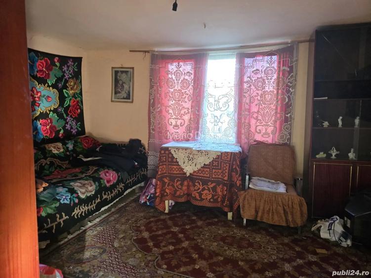 Casa in comuna Bosorod