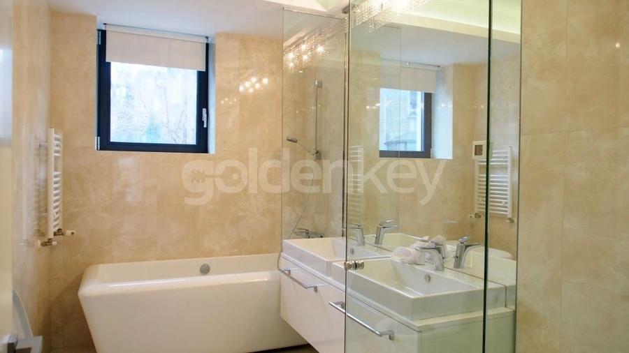 Apartament superb cu 3 camere, gradina si piscina - 8