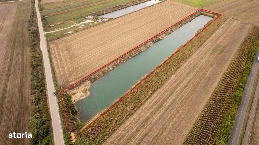 Teren extravilan Santau cu luciu de apa - 3