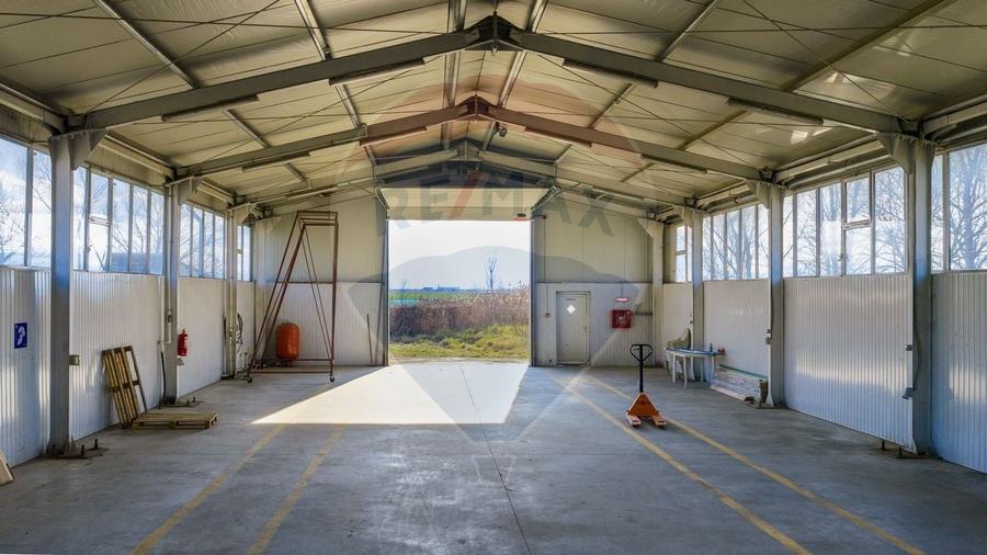 De închiriat spațiu pentru depozitare 300mp + curte 650mp Feldioara - 3