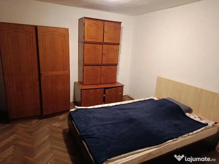 Inchiriez casa la curte cu 2 camere,bucatarie,baie,debara,marchiza,hol,Constanta - 5