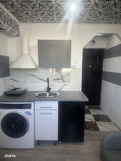 Campina - central - garsoniera renovata/mobilata - 350 Euro/Luna - 4