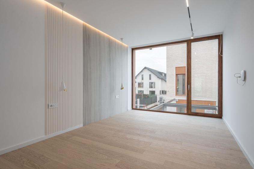 6cam/4dorm,5bai,95mp ampr,425mp teren,garaj,2parc/Voluntari-jud.IF - 5