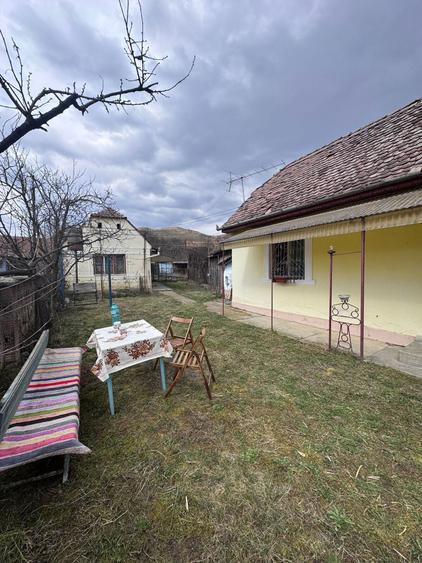 Casa de vanzare cu teren 1000mp - 5