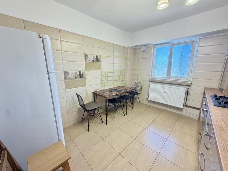 Apartament 3 camere decomandat, cartier Rovine, zona Posta - 6