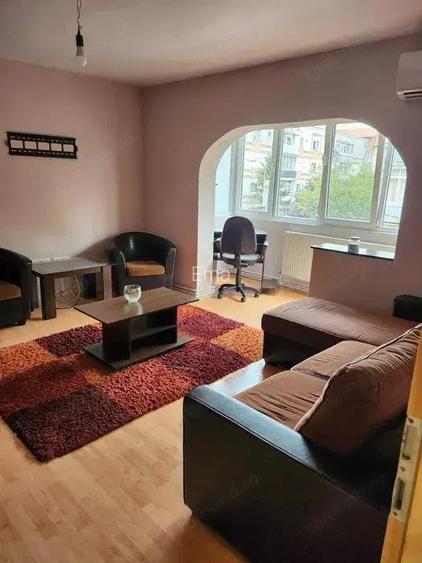 Apartament 2 camere ,zona Lipovei