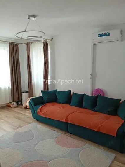 Apartament 3 camere, decomandate, zona Tractorul. Apartament 3 camere, decomandate, zona Tractorul.