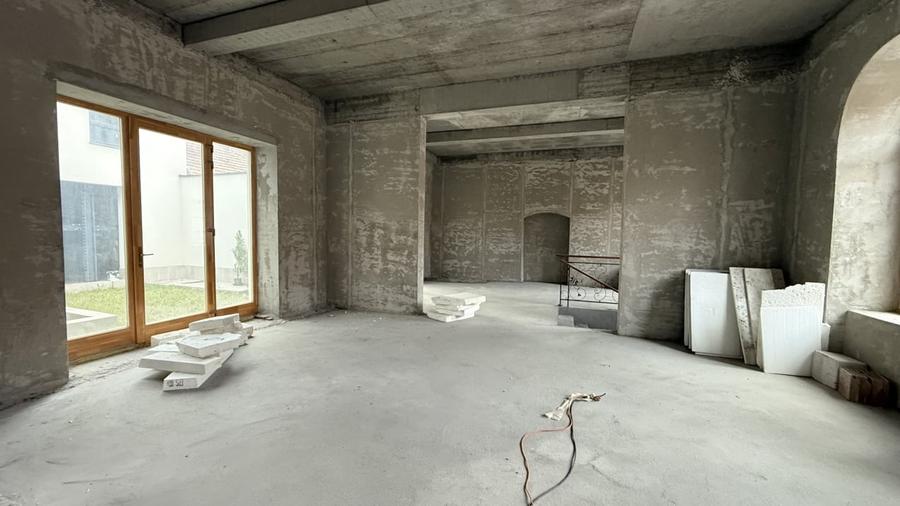 Spatiu alimentatie publica ideal pentru restaurant in zona centrala - 4