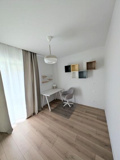 Apartament cu 3 camere semidecomandat în Terezian