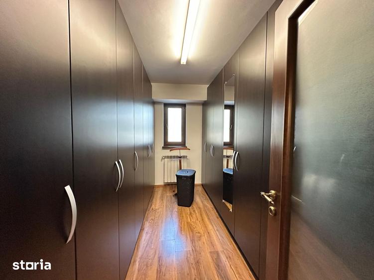Apartament cu 3 camere în Mazepa 2