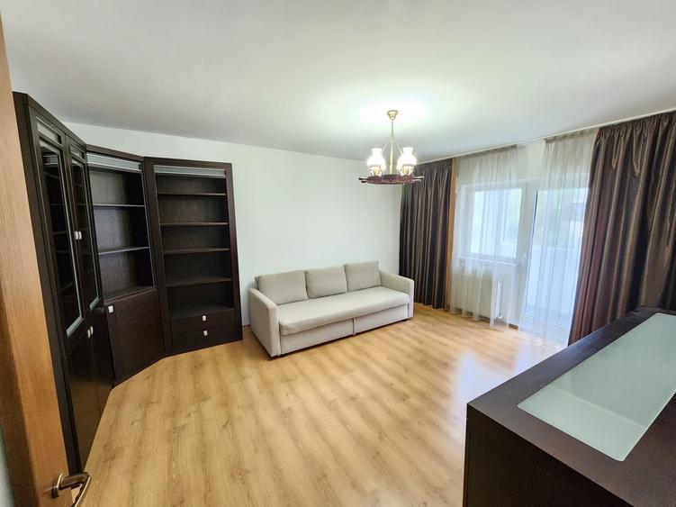 Apartament cu 2 camere decomandat în Brâncoveanu