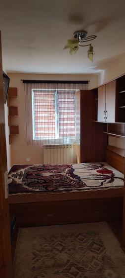 Apartament cu 2 camere decomandat în Plopilor