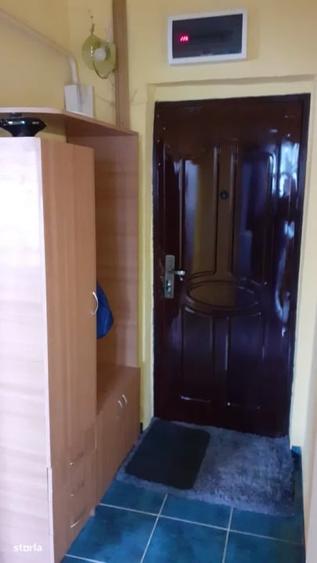 Garsonieră decomandată, mobilată în Calarași 4